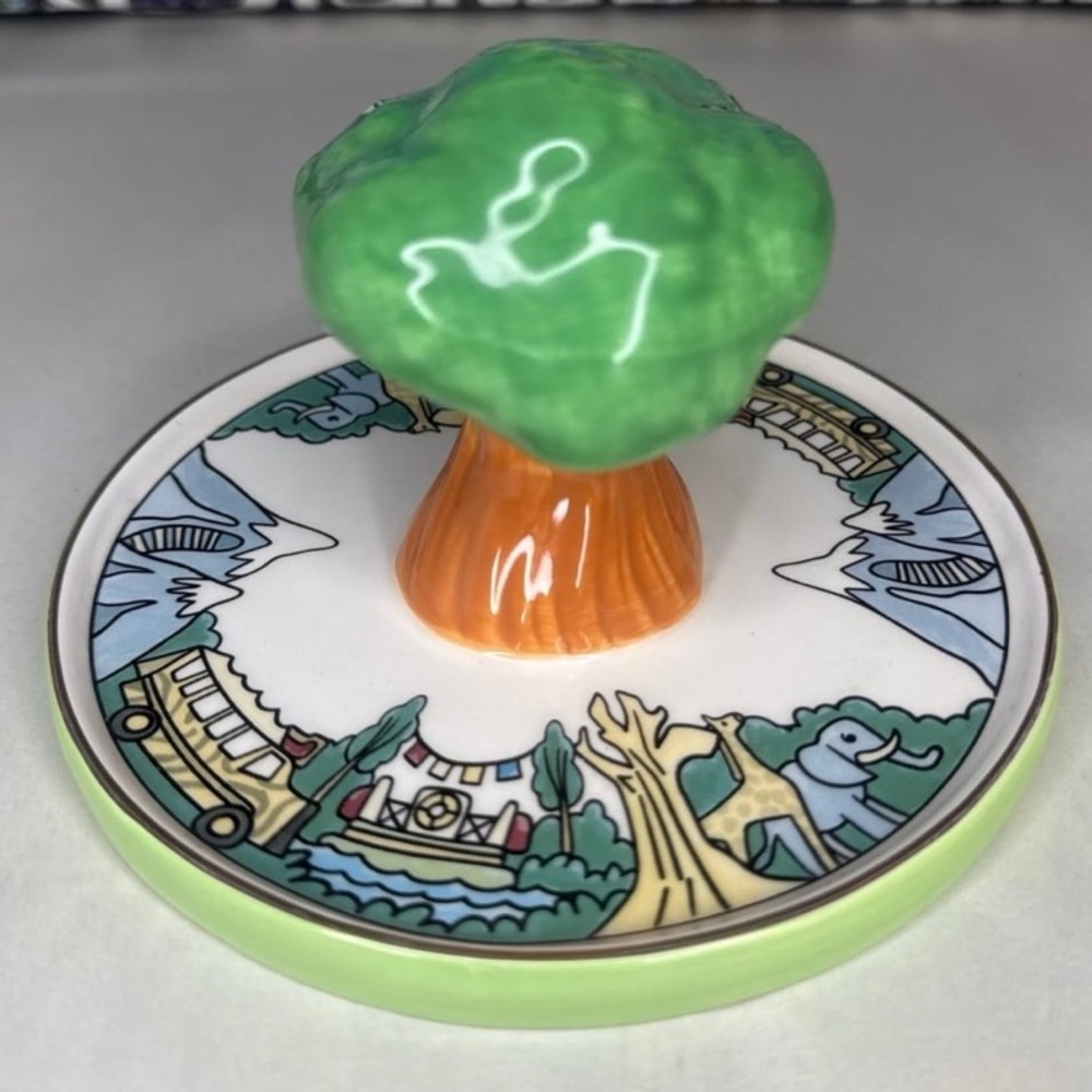 Disney parks icons animal kingdom tree of life Everest safari trinket tray